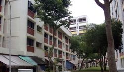 Jurong East Avenue 1 (D22), Shop House #581729961